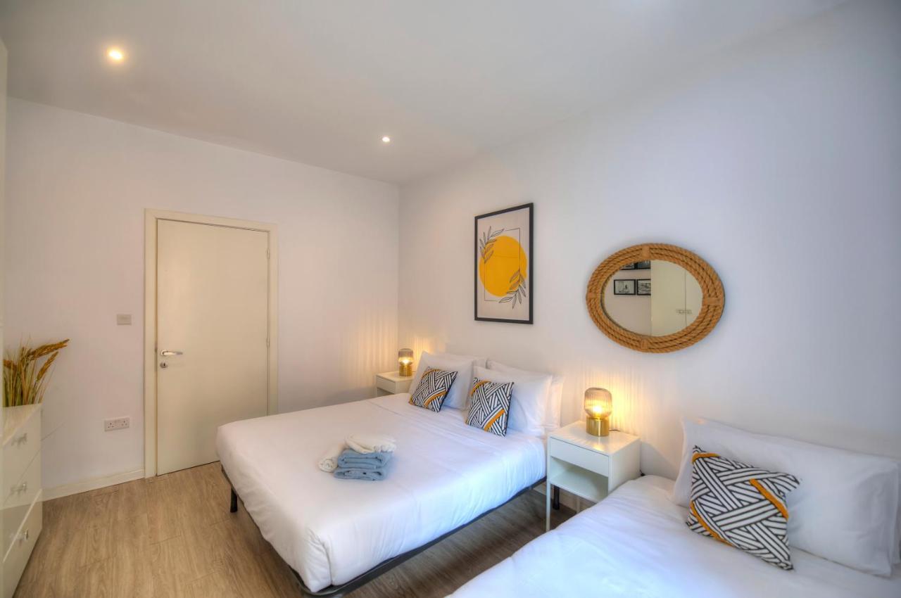 Spacious 4 Bedrooms With Sea View Balcony Goslm-3 Sliema Exteriér fotografie